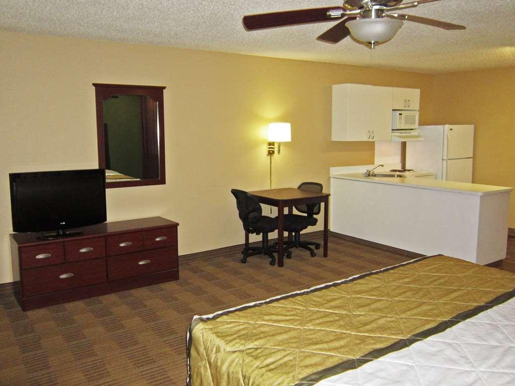 Extended Stay America Suites - St Louis - St Peters Saint Peters Room photo